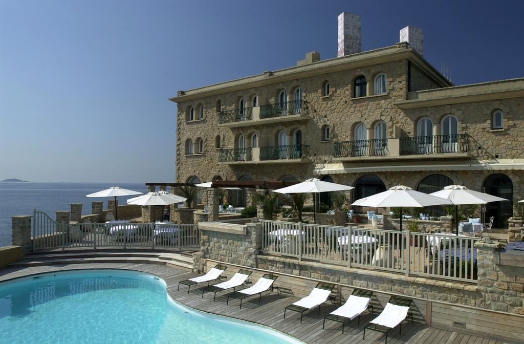 Hotel Delos - Ile De Bendor Bandol Buitenkant foto